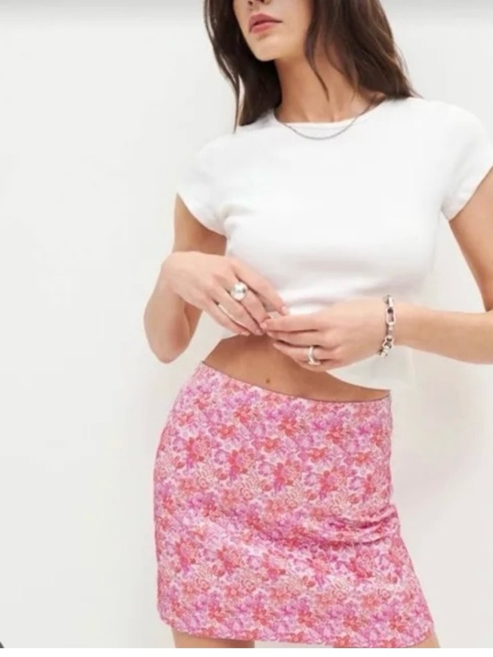 Reformation Veranda Mini Skirt in Pink Floral Pink, size 2